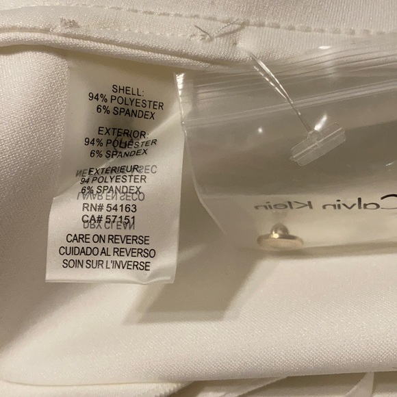 [Calvin Klein] Kanabe Ruffle Detail Knit Top - Picture 10 of 13